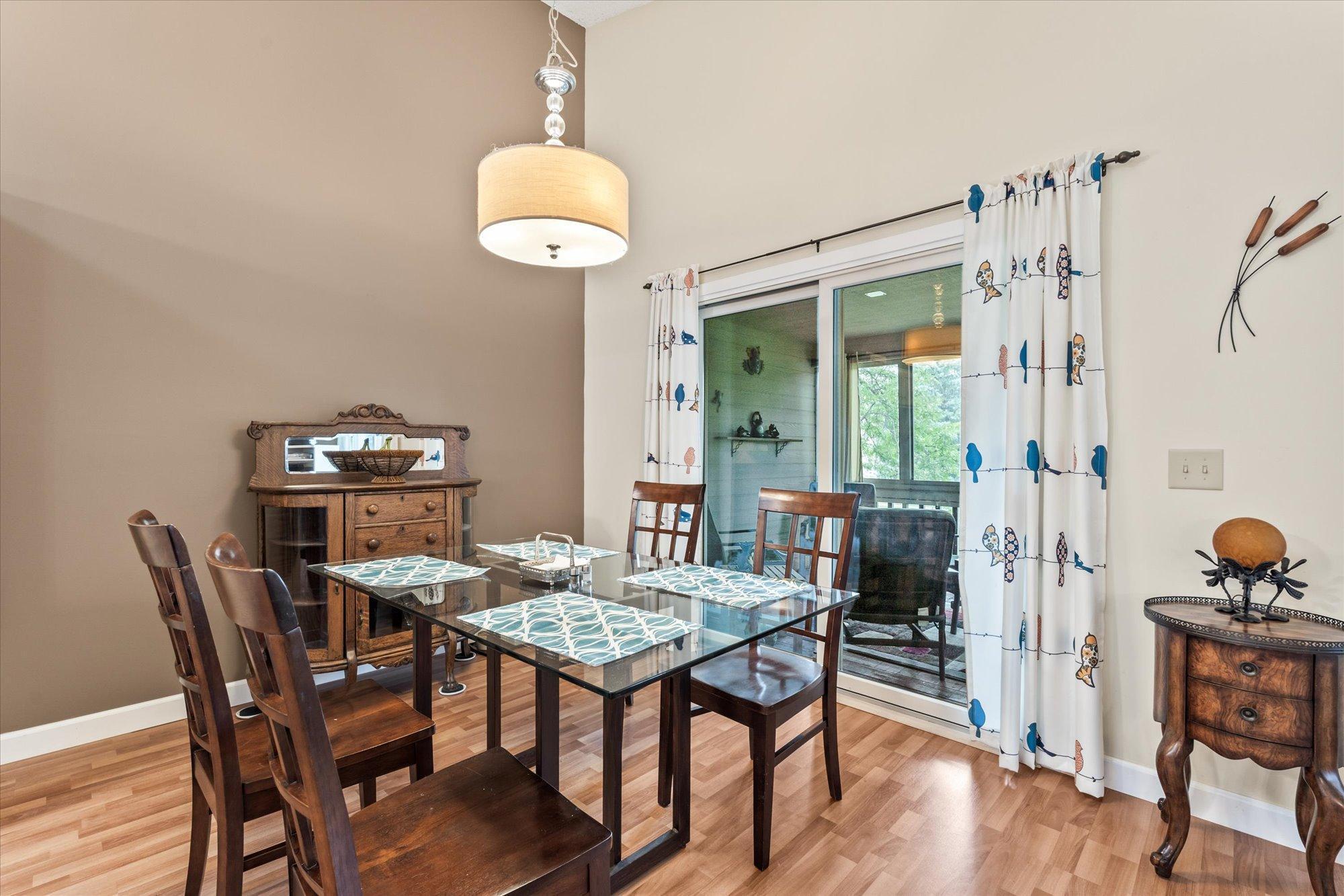 property viewer photo 6
