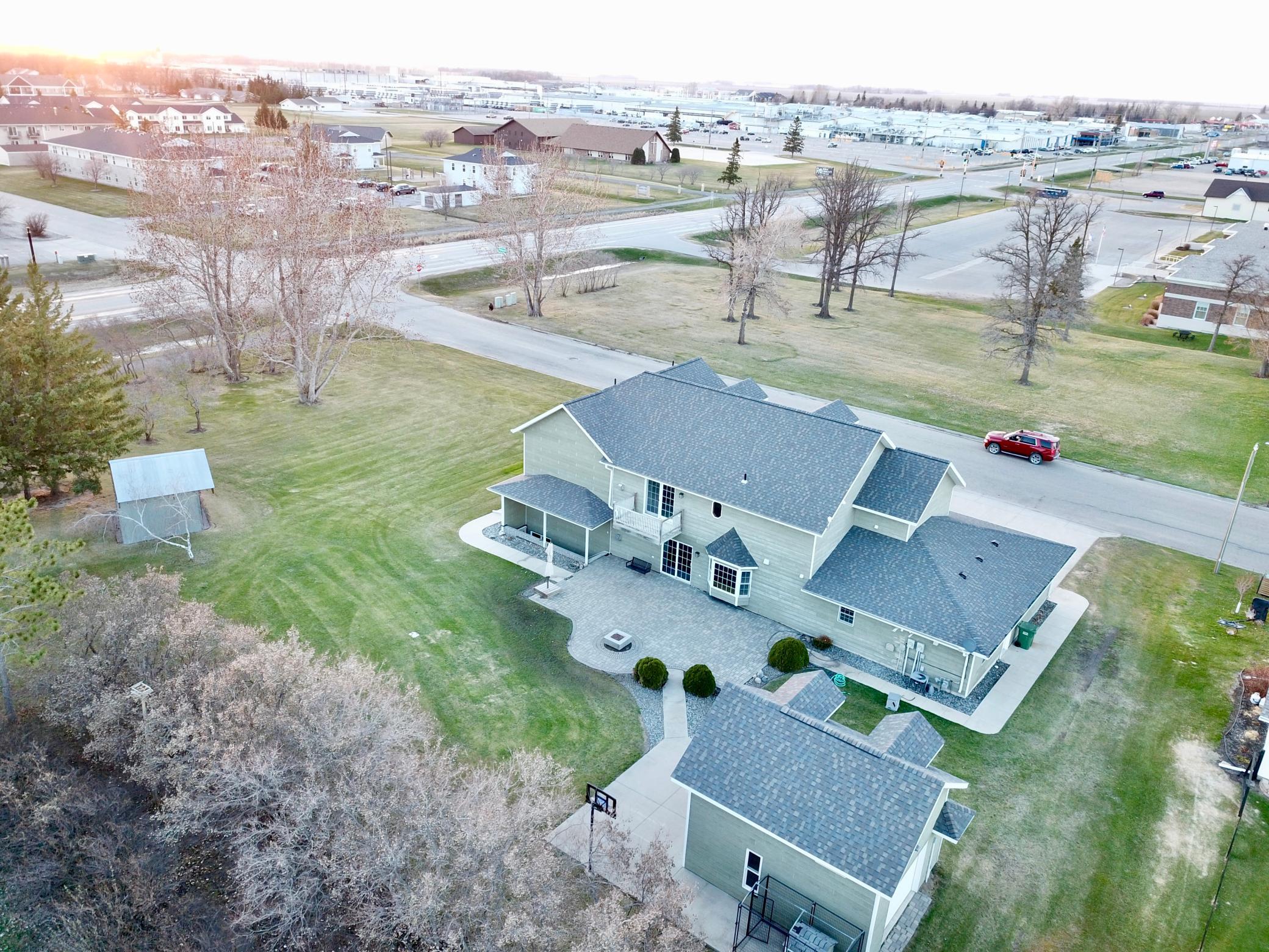 main property photo 4