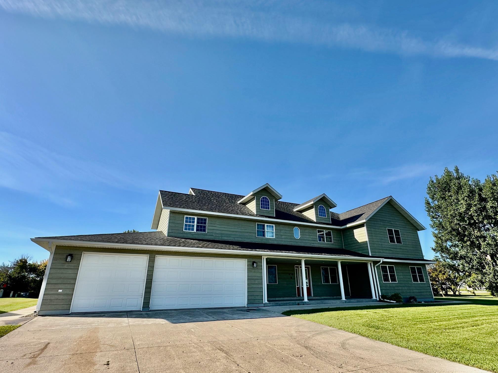 main property photo 6