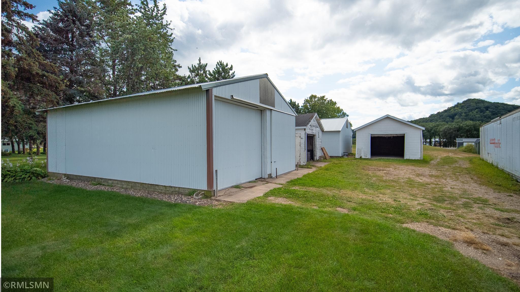 main property photo 21