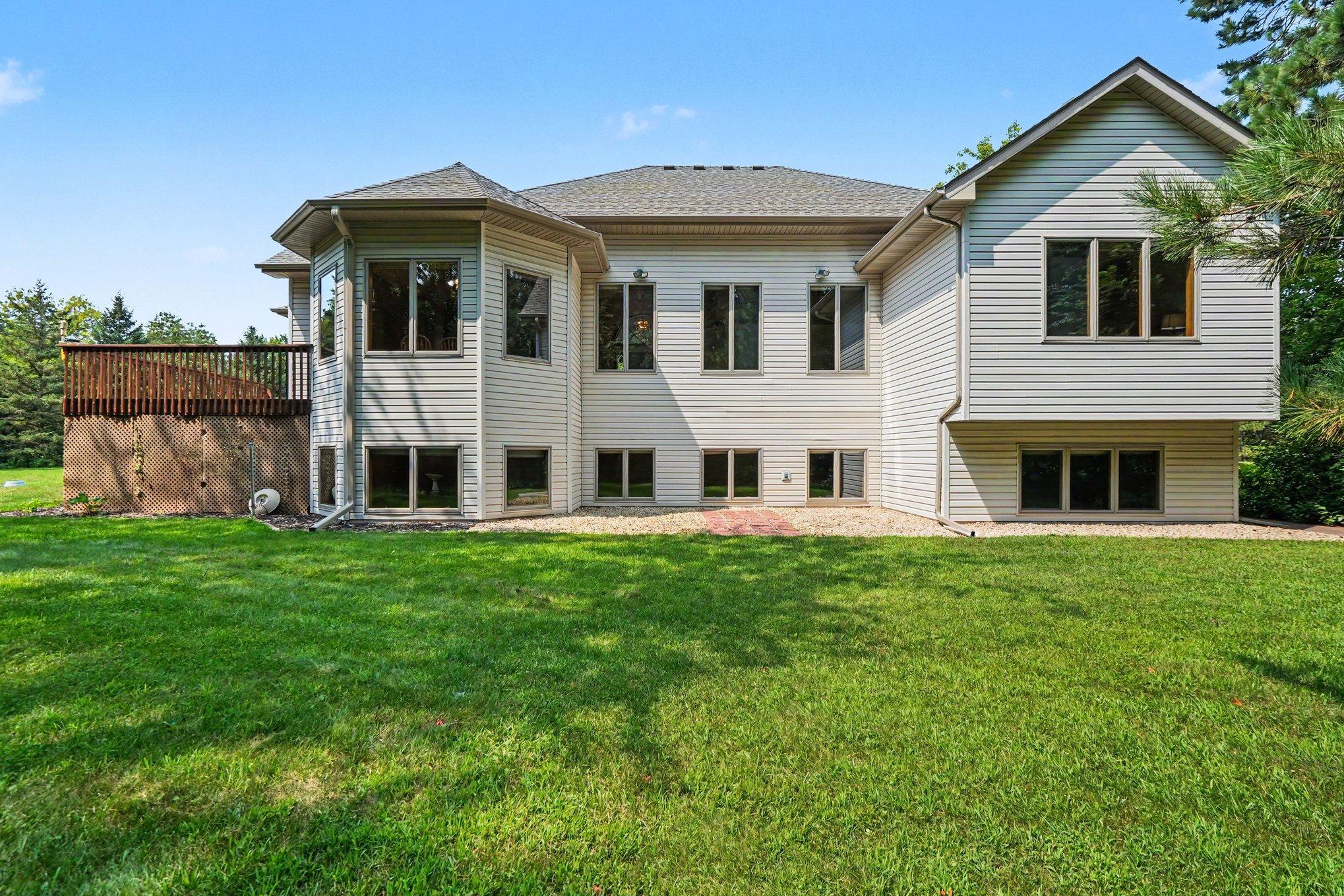 main property photo 33