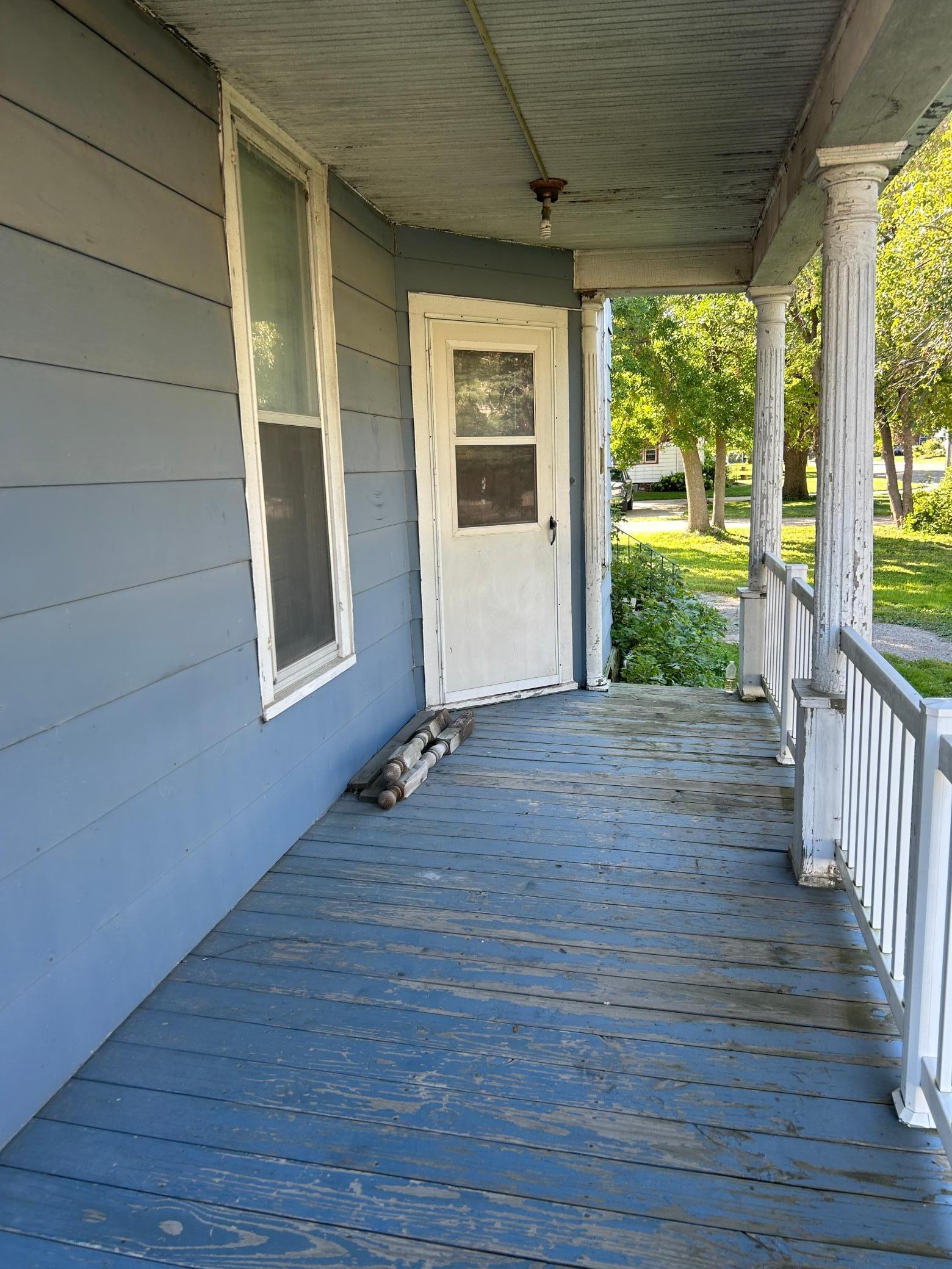 main property photo 28
