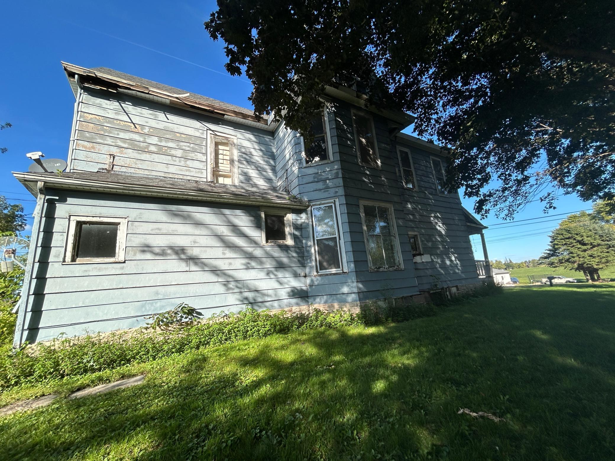 main property photo 39
