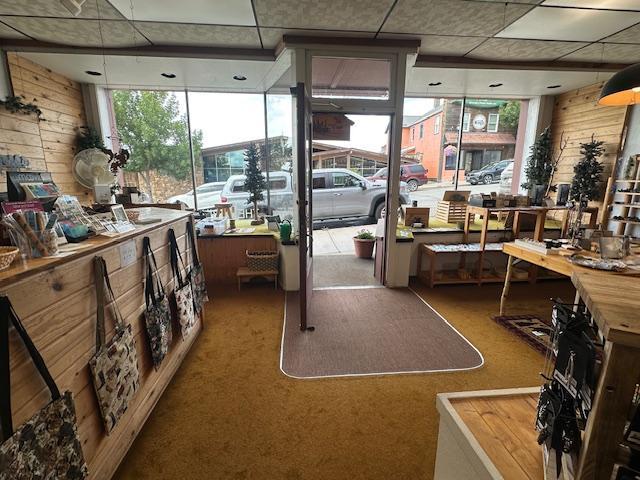 main property photo 6
