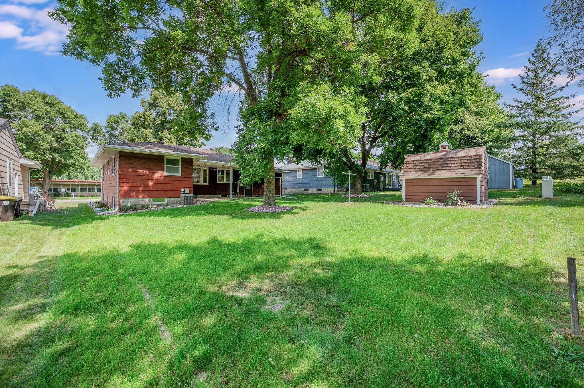 main property photo 33