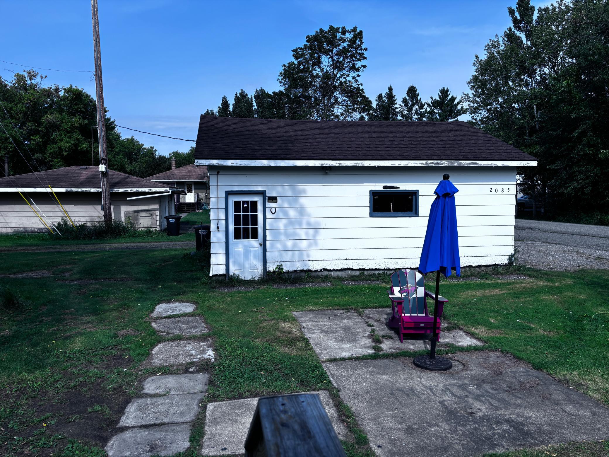 main property photo 28