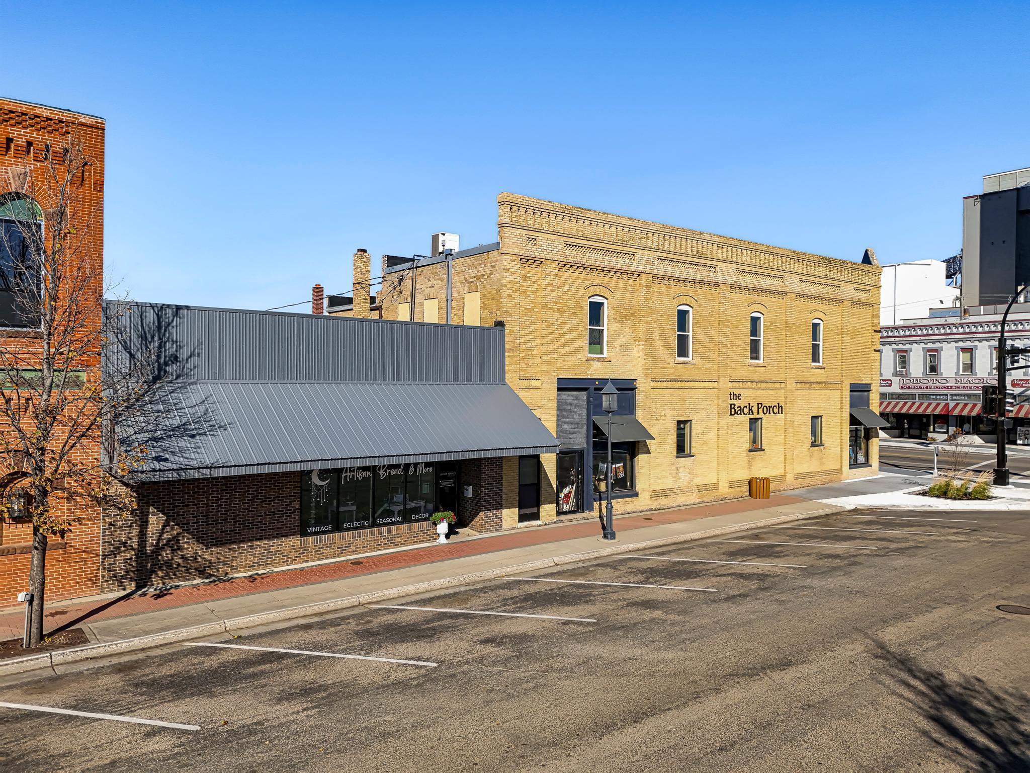 main property photo 1