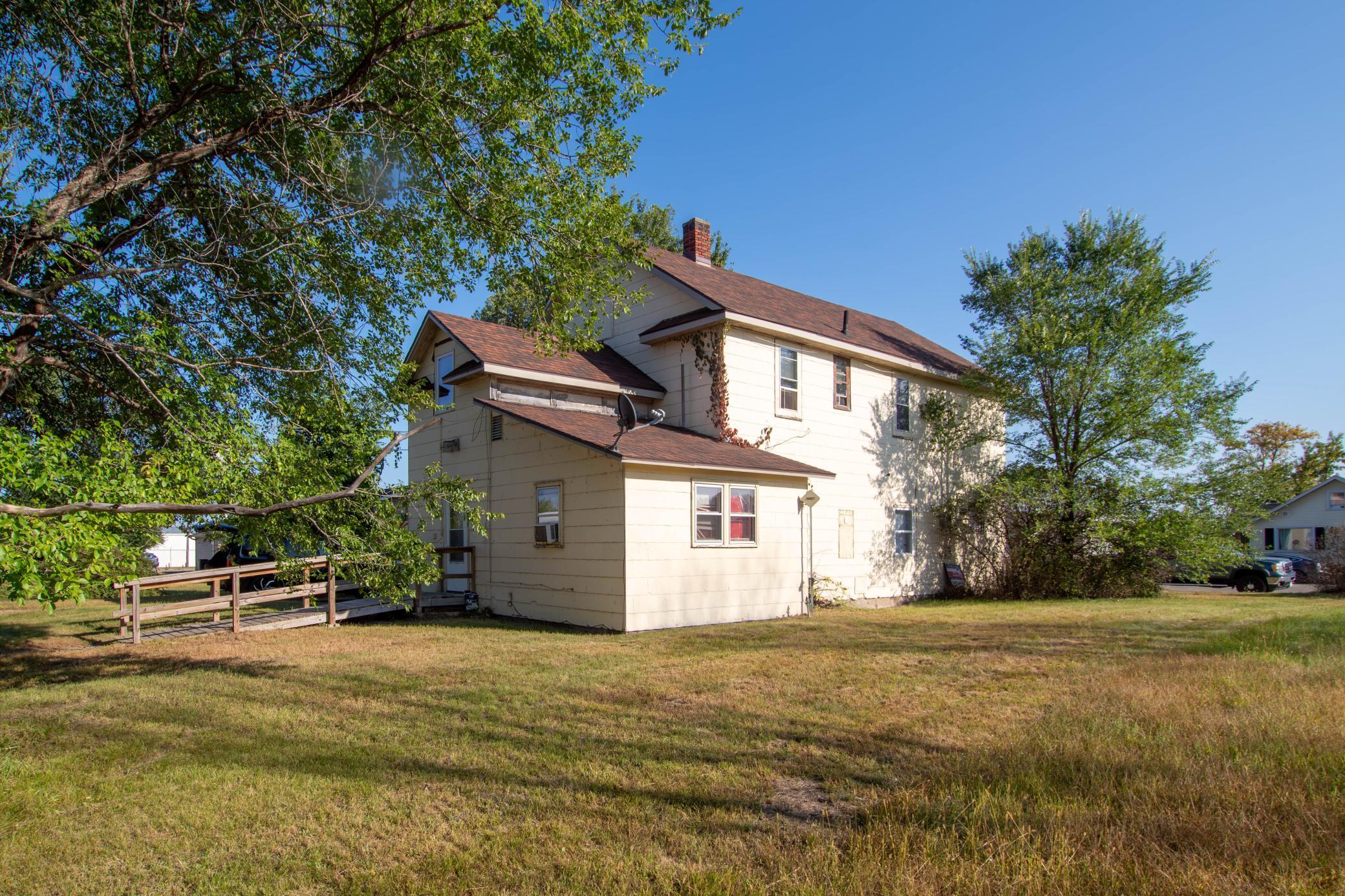 main property photo 2