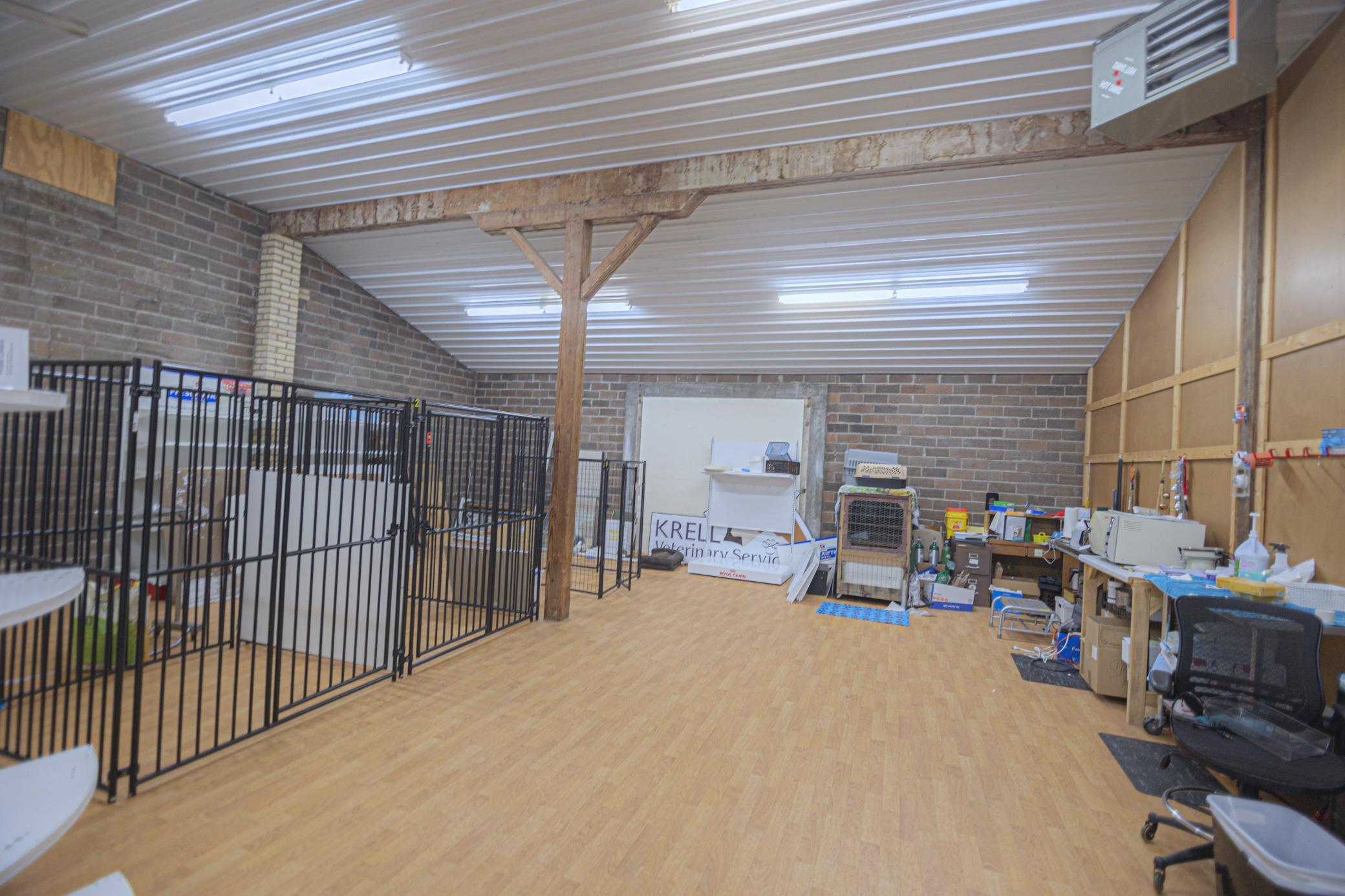 main property photo 13