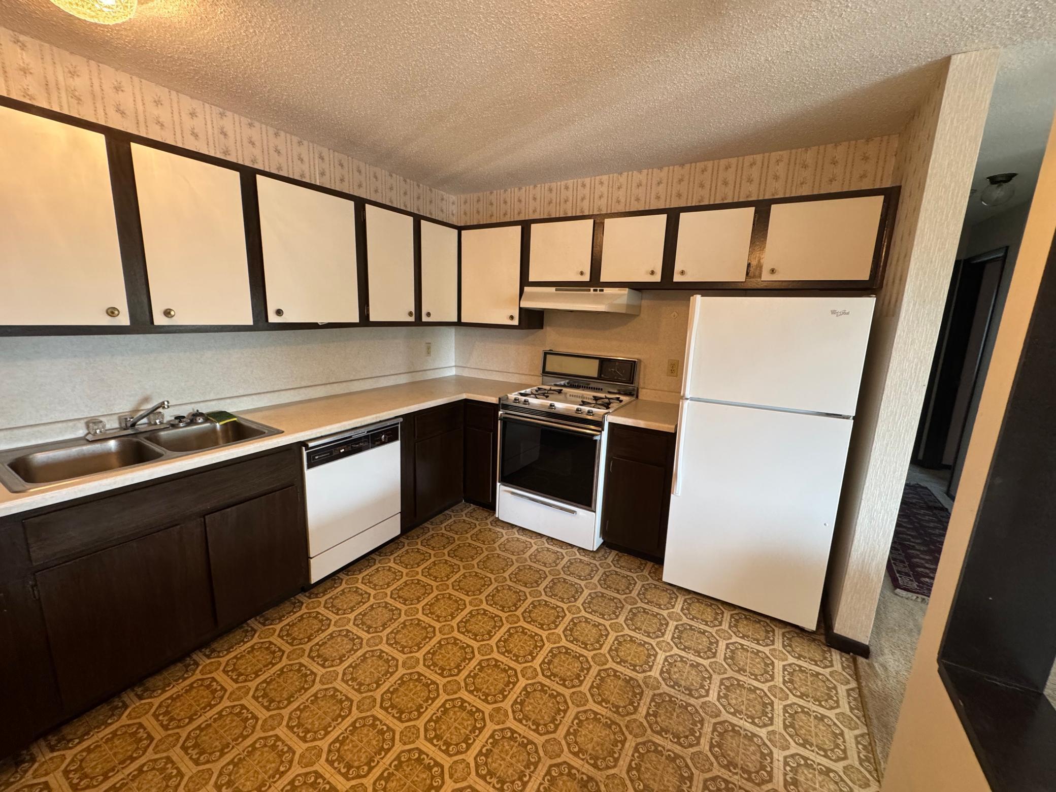 property viewer photo 3
