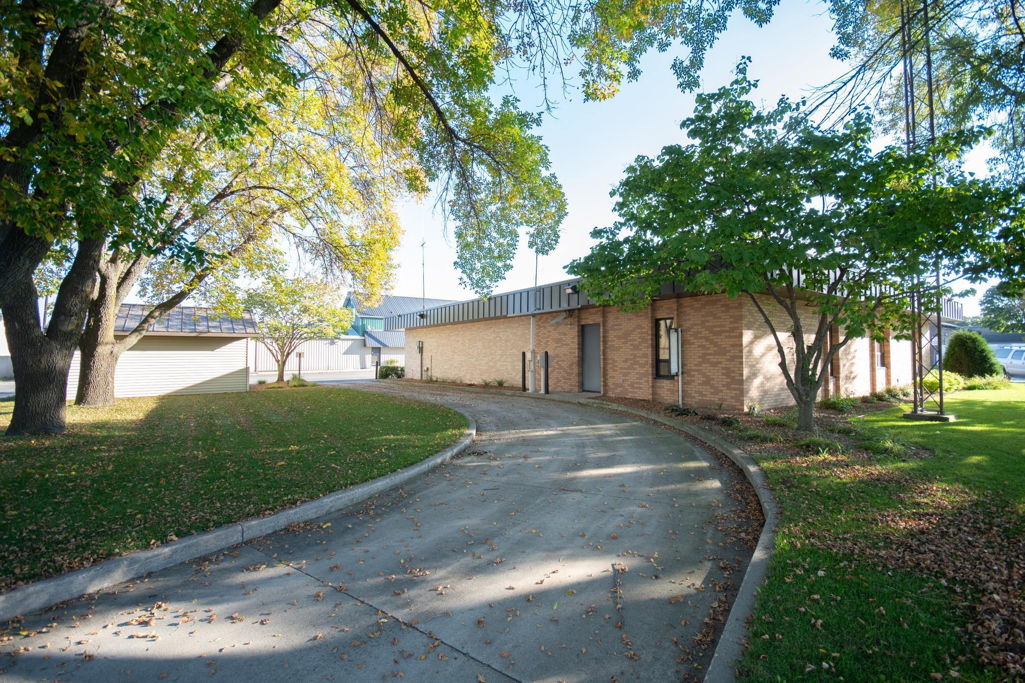 main property photo 23