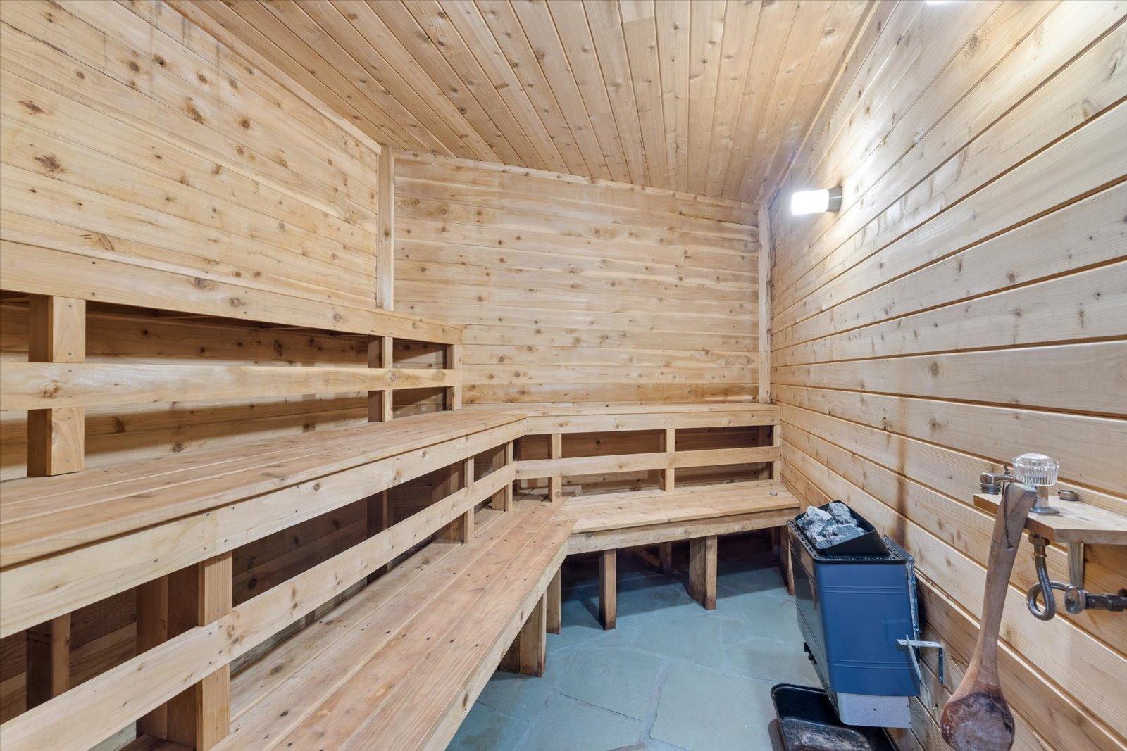 main property photo 77