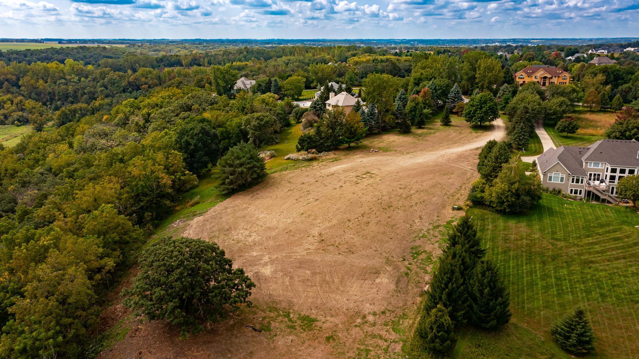 main property photo 9