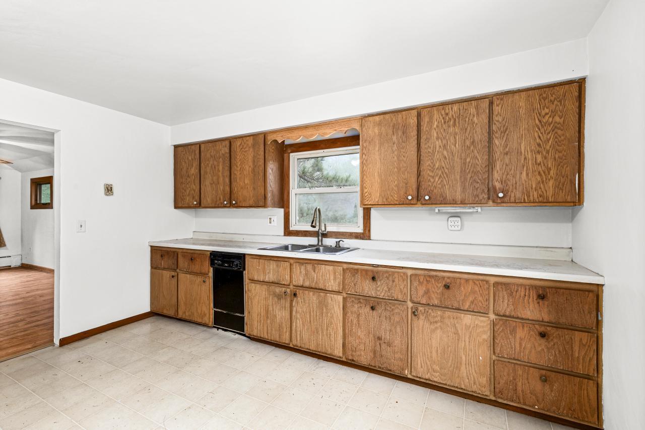 property viewer photo 4