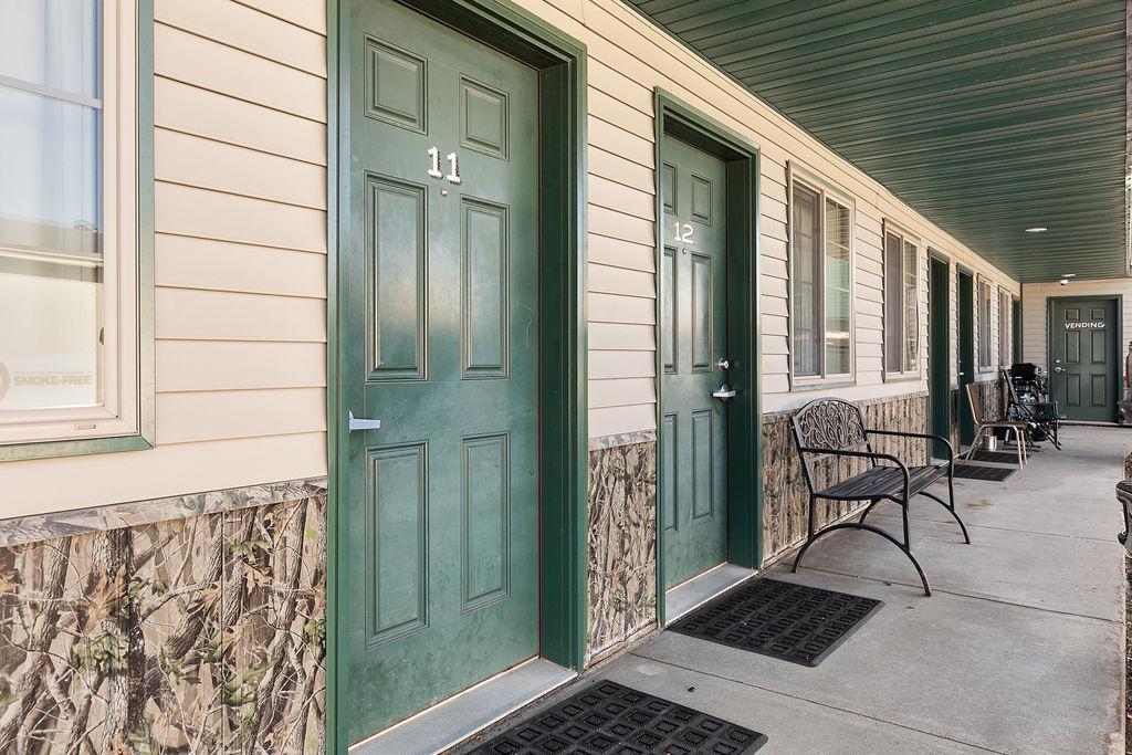 main property photo 45