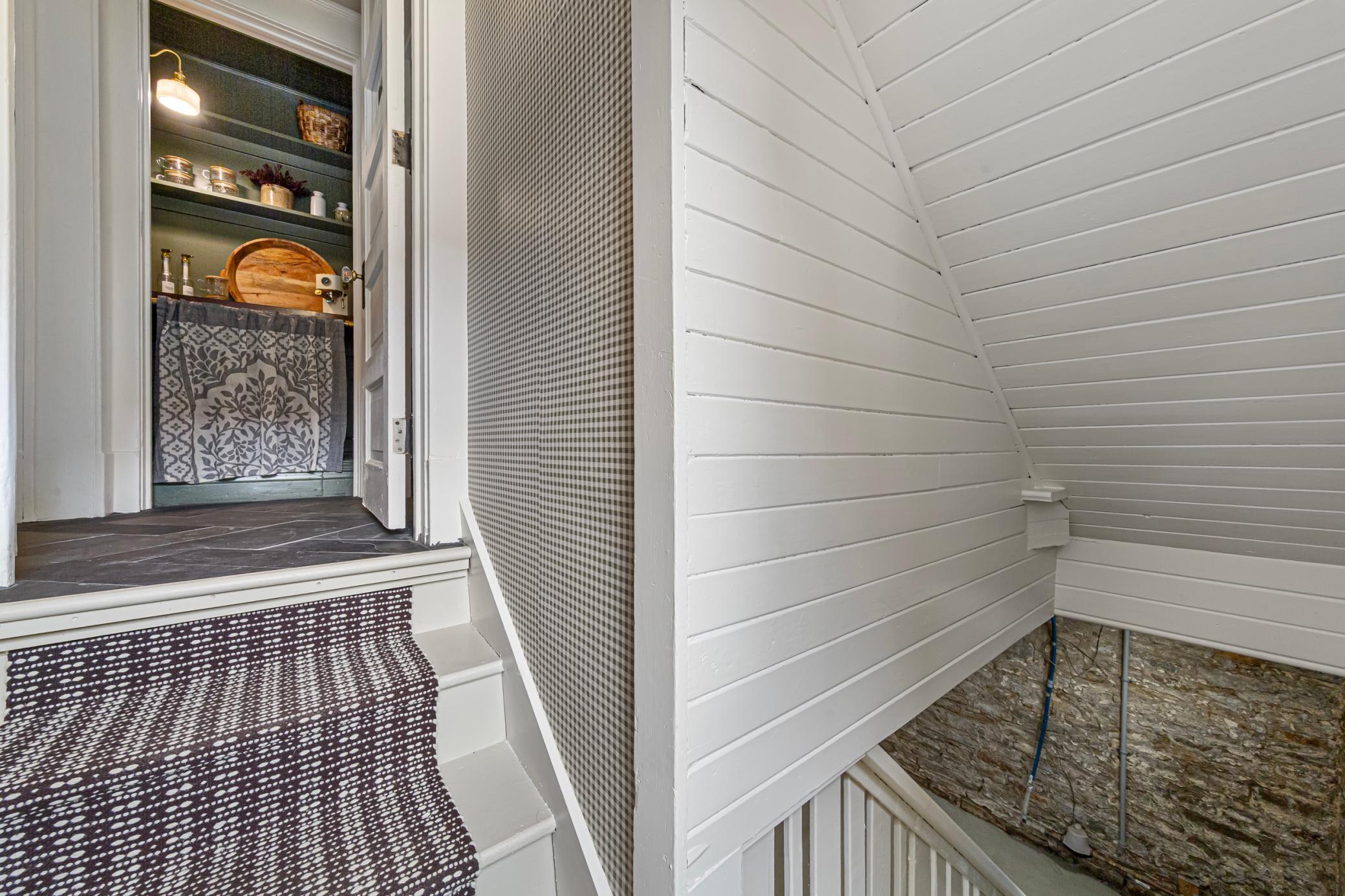 main property photo 68