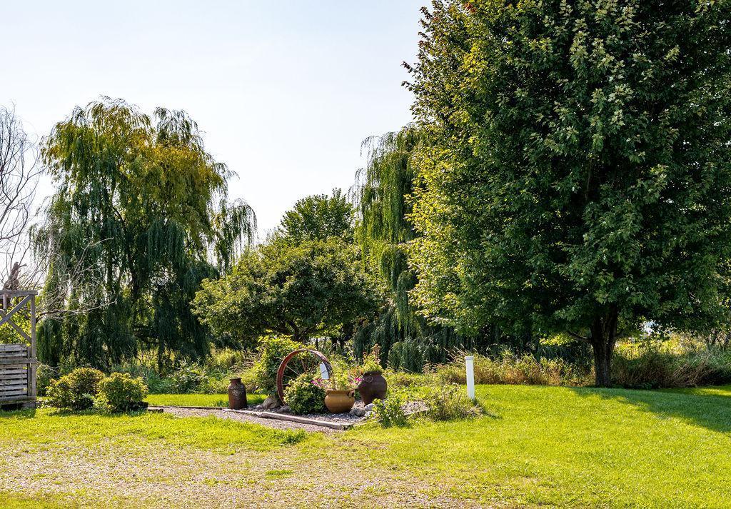 main property photo 51