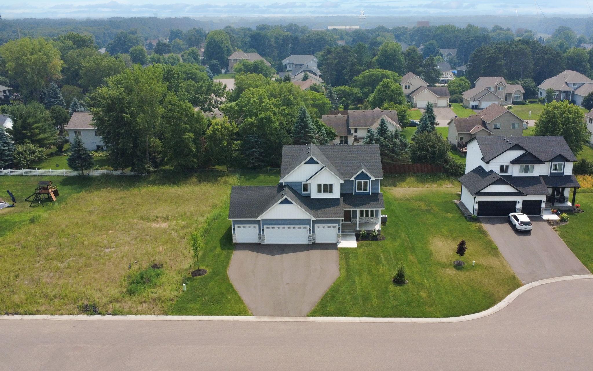 main property photo 54