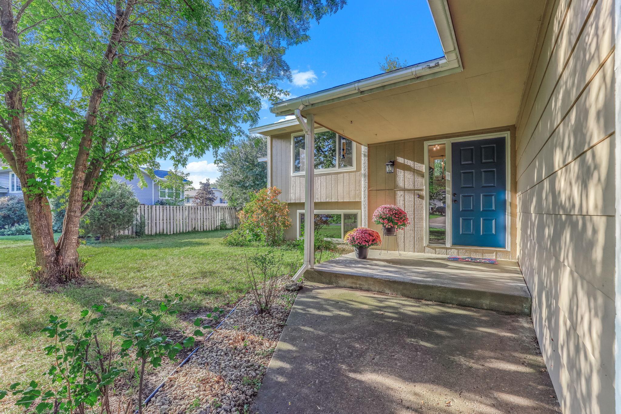 property viewer photo 2