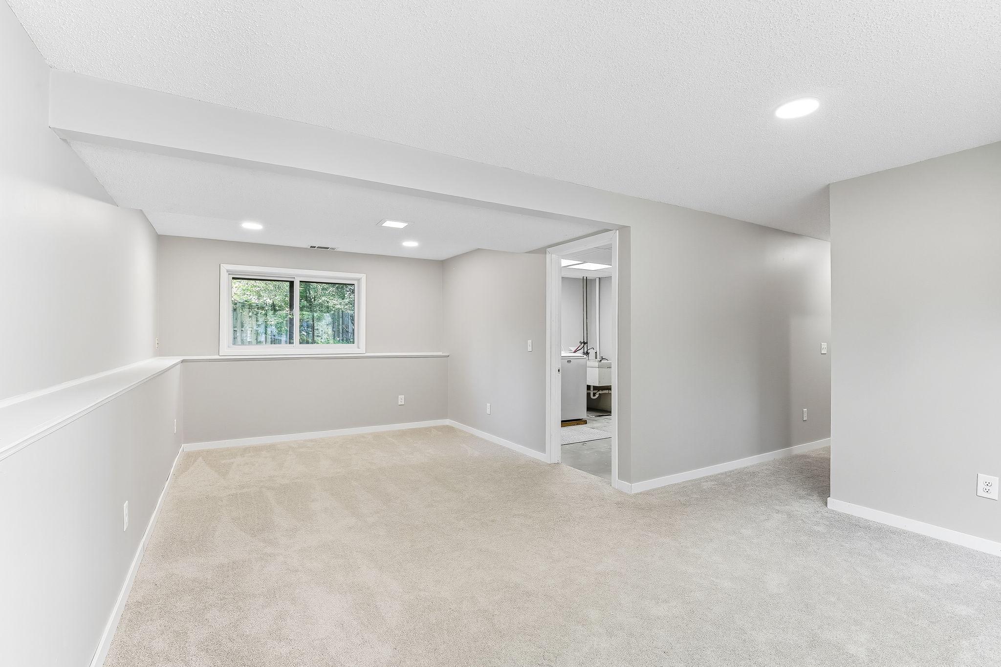 property viewer photo 23
