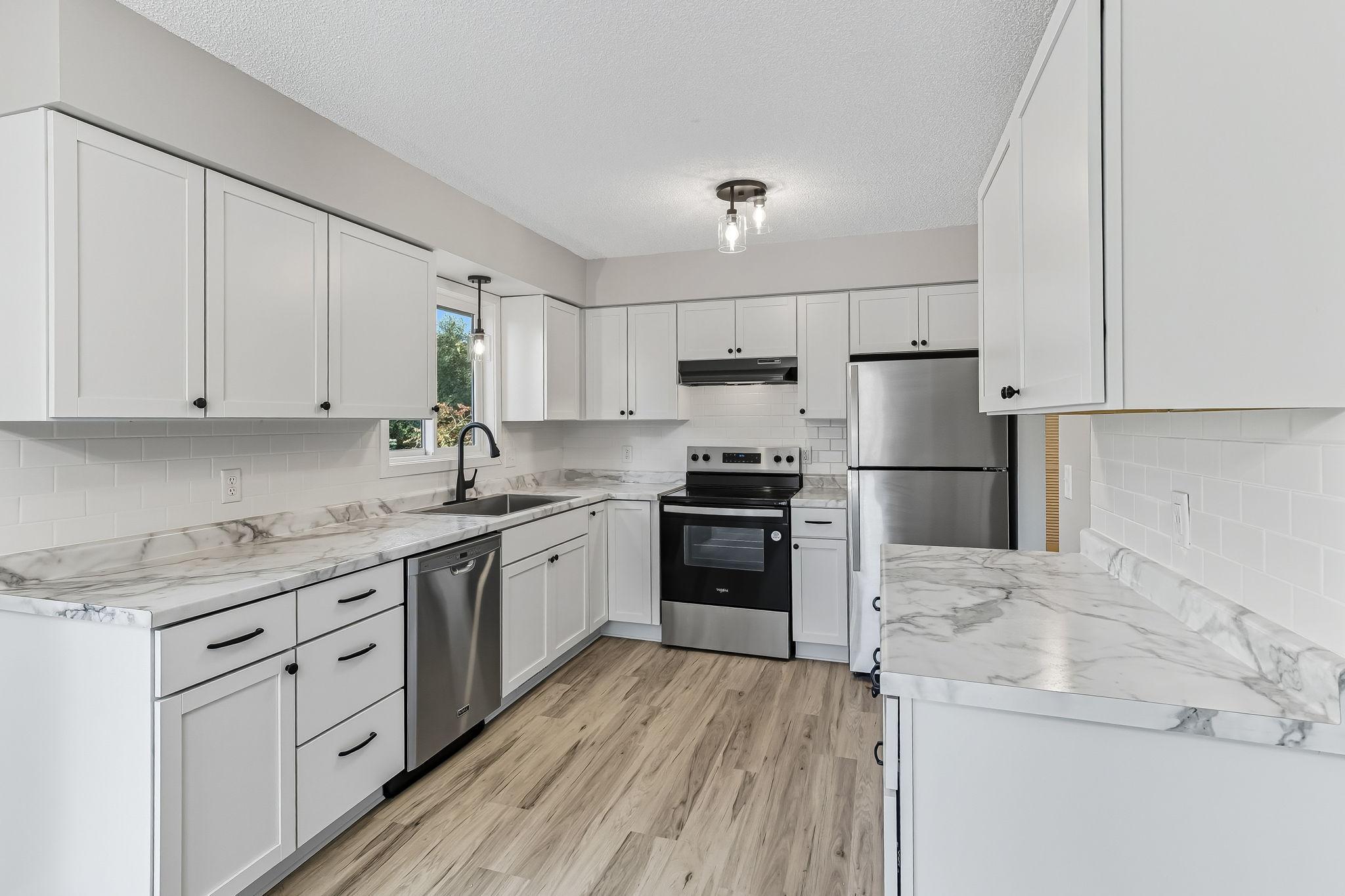 property viewer photo 9