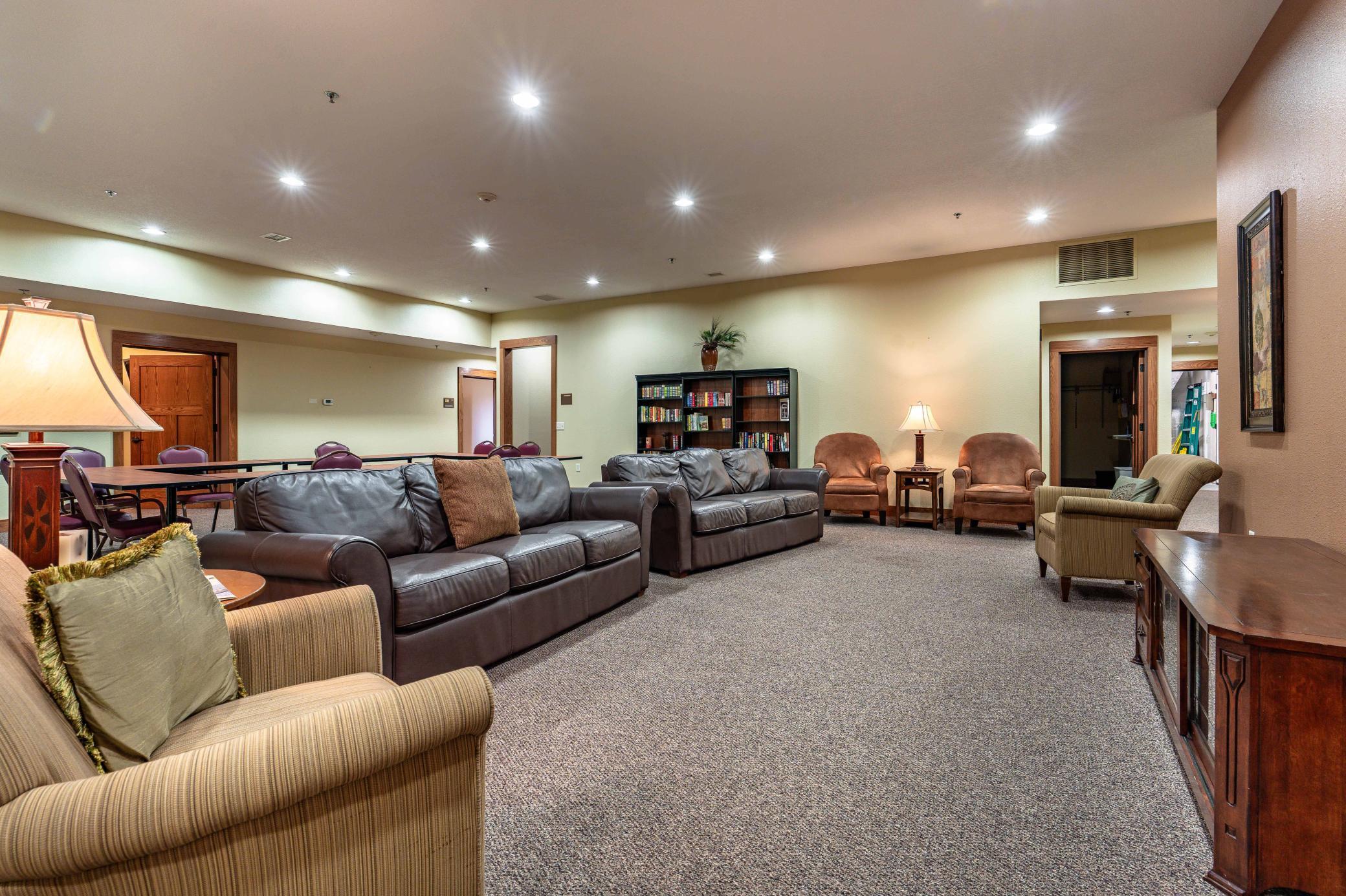 main property photo 37