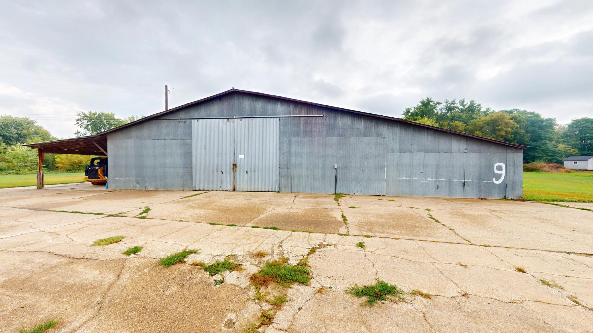 main property photo 16