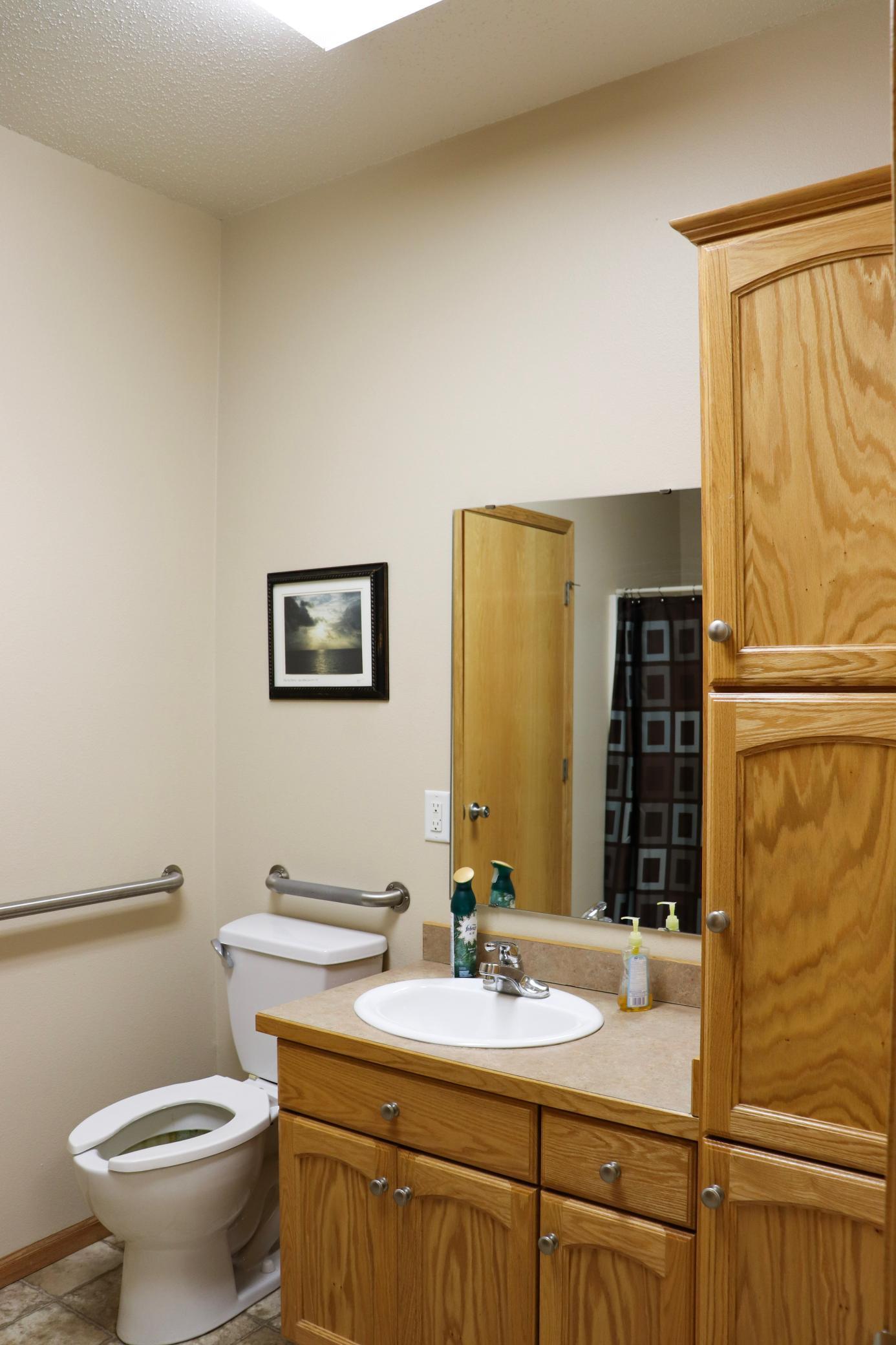 main property photo 8