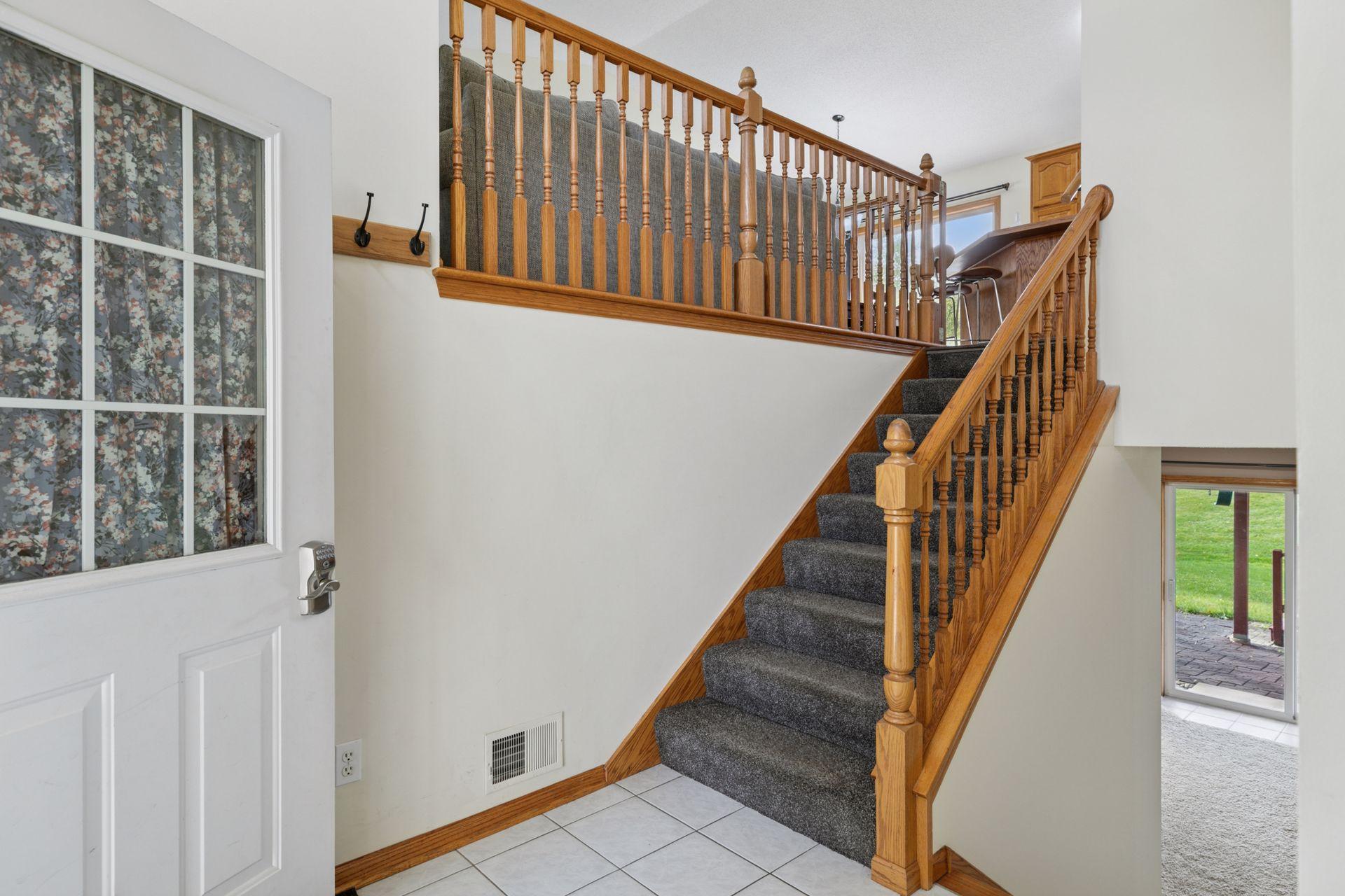 property viewer photo 2