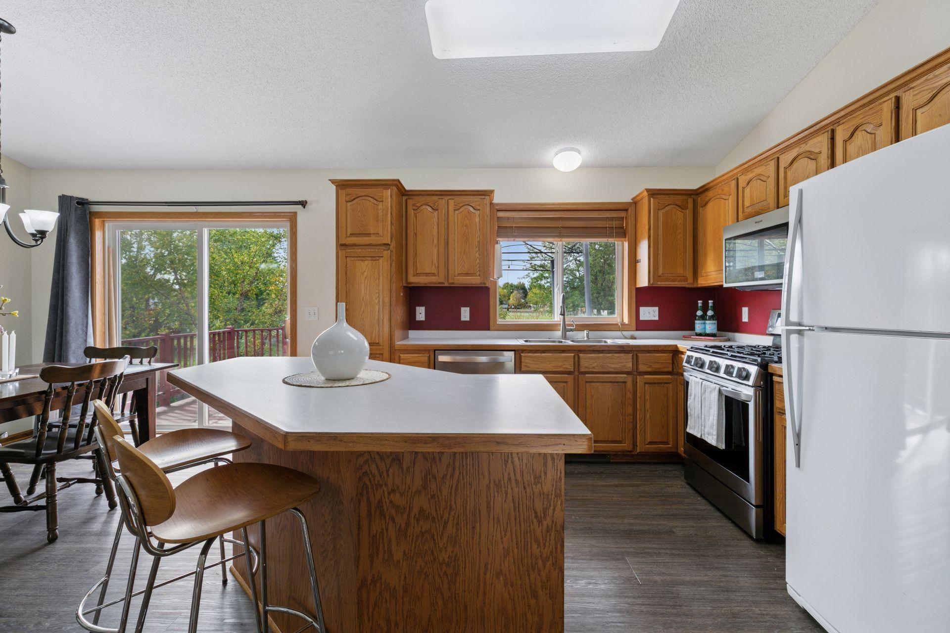 property viewer photo 3