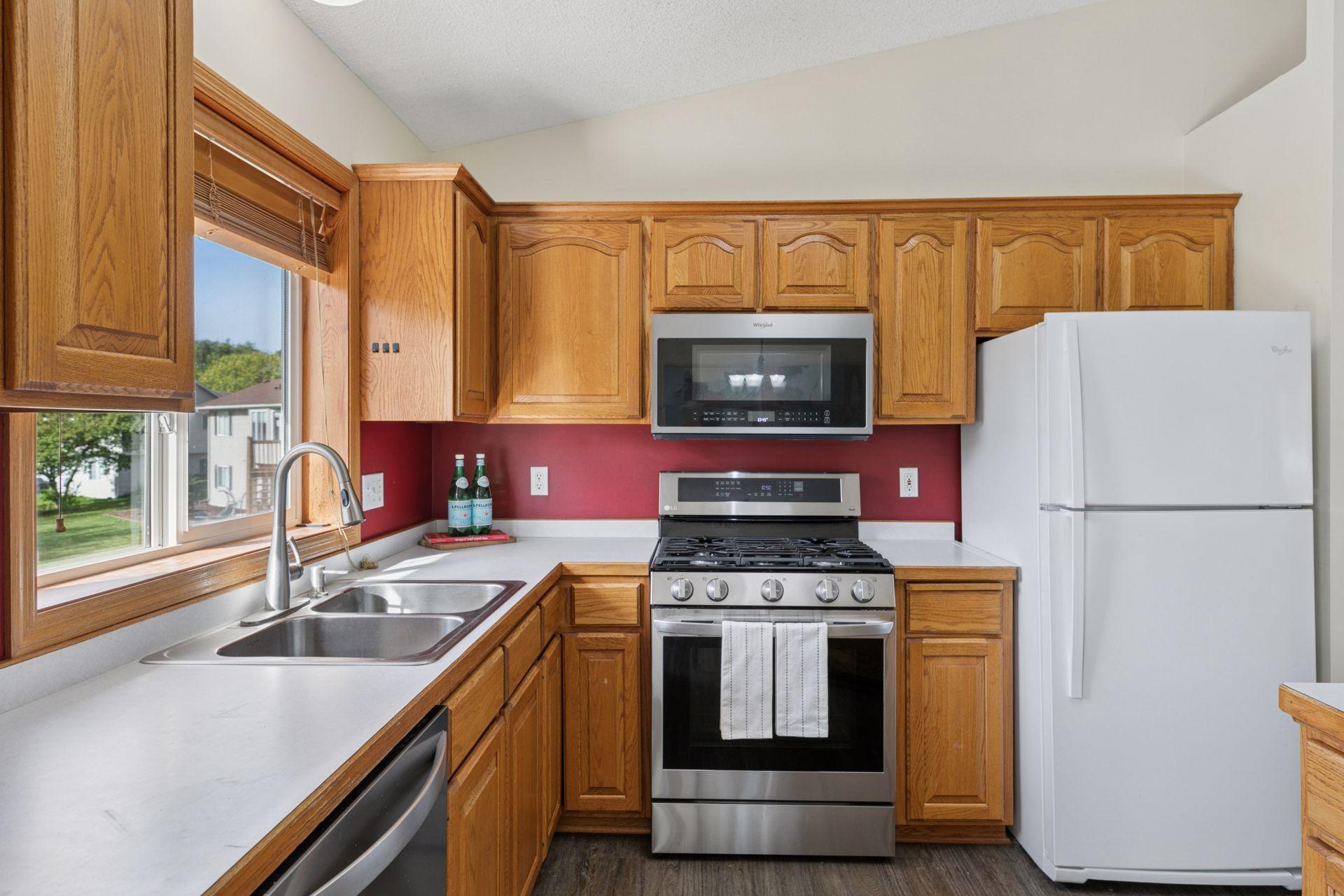 property viewer photo 6