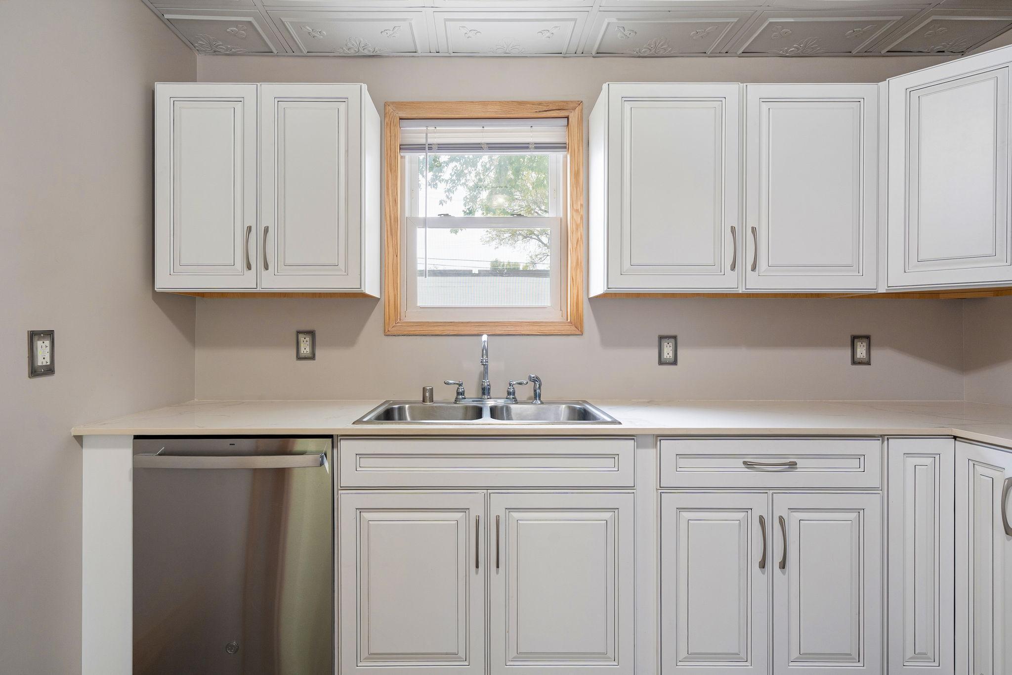 property viewer photo 9