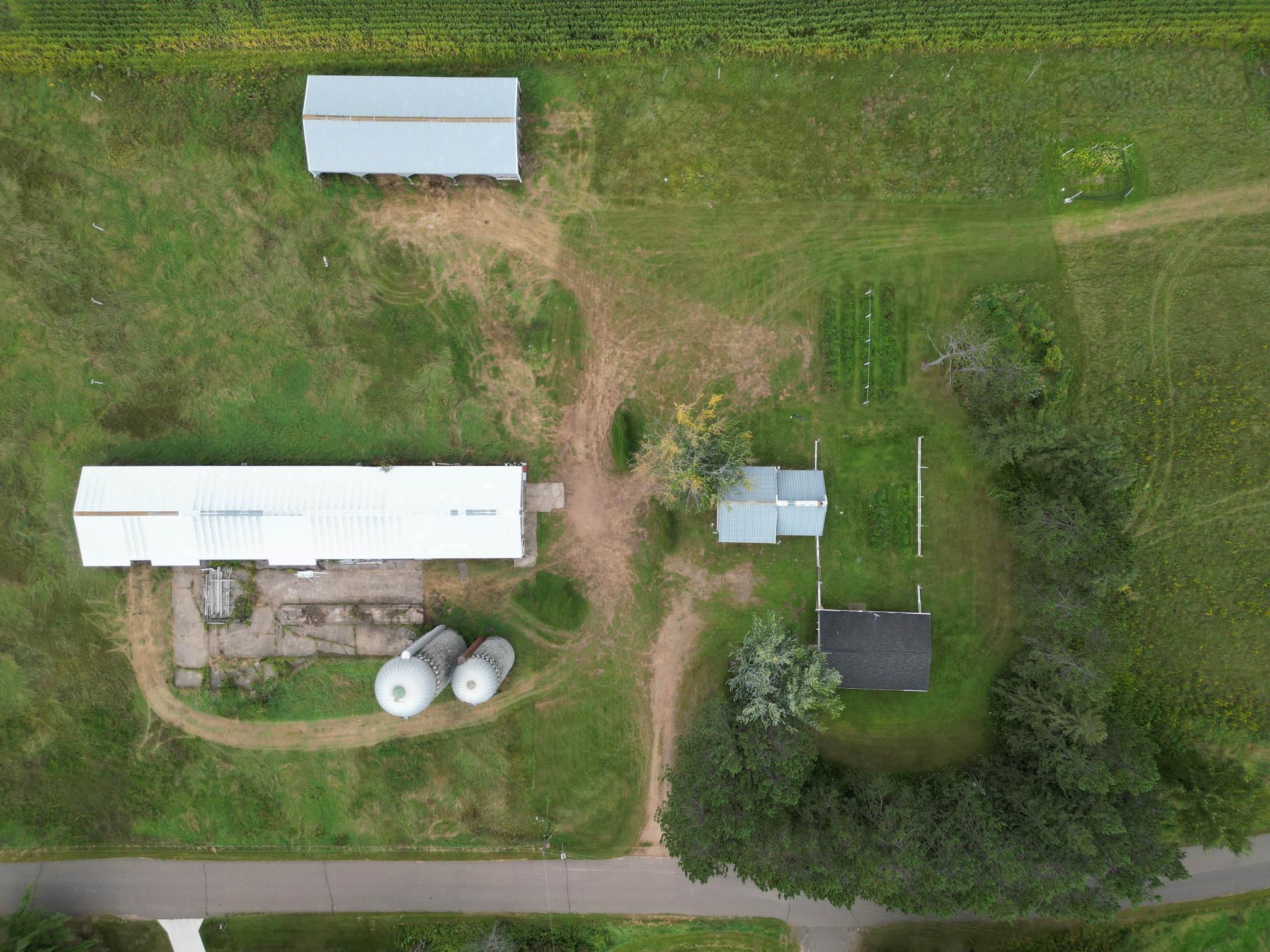 main property photo 21