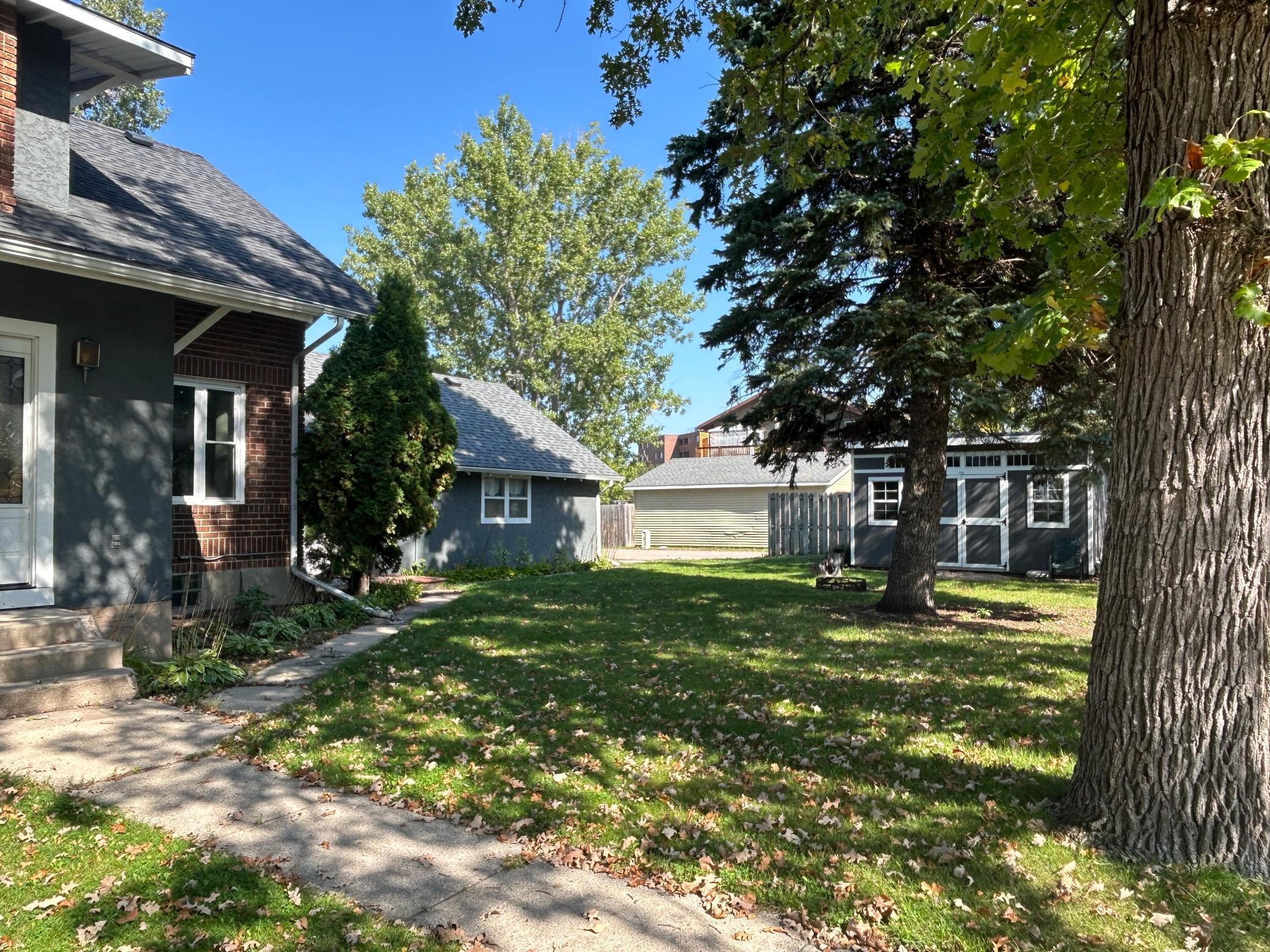 main property photo 20