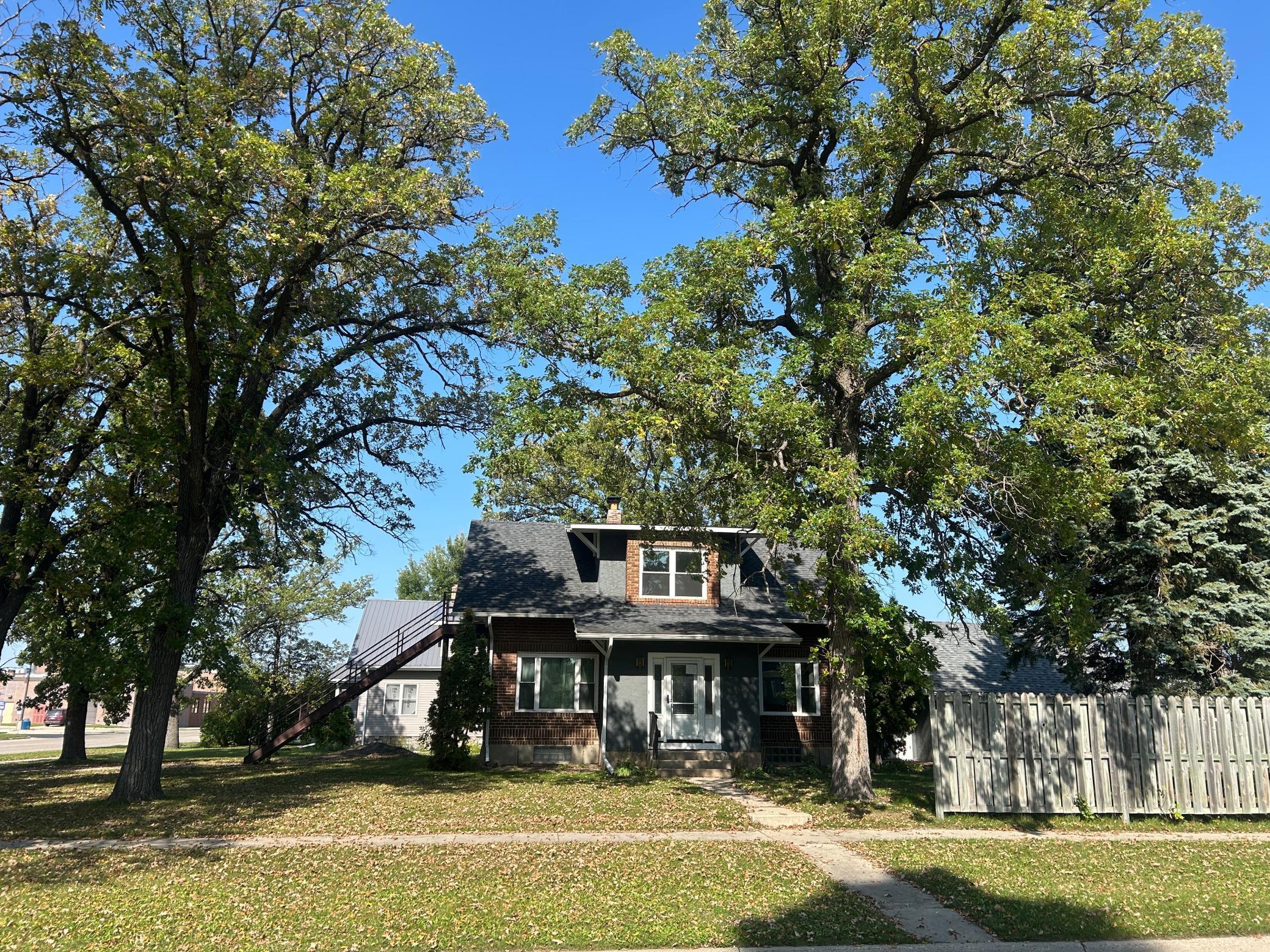 main property photo 21