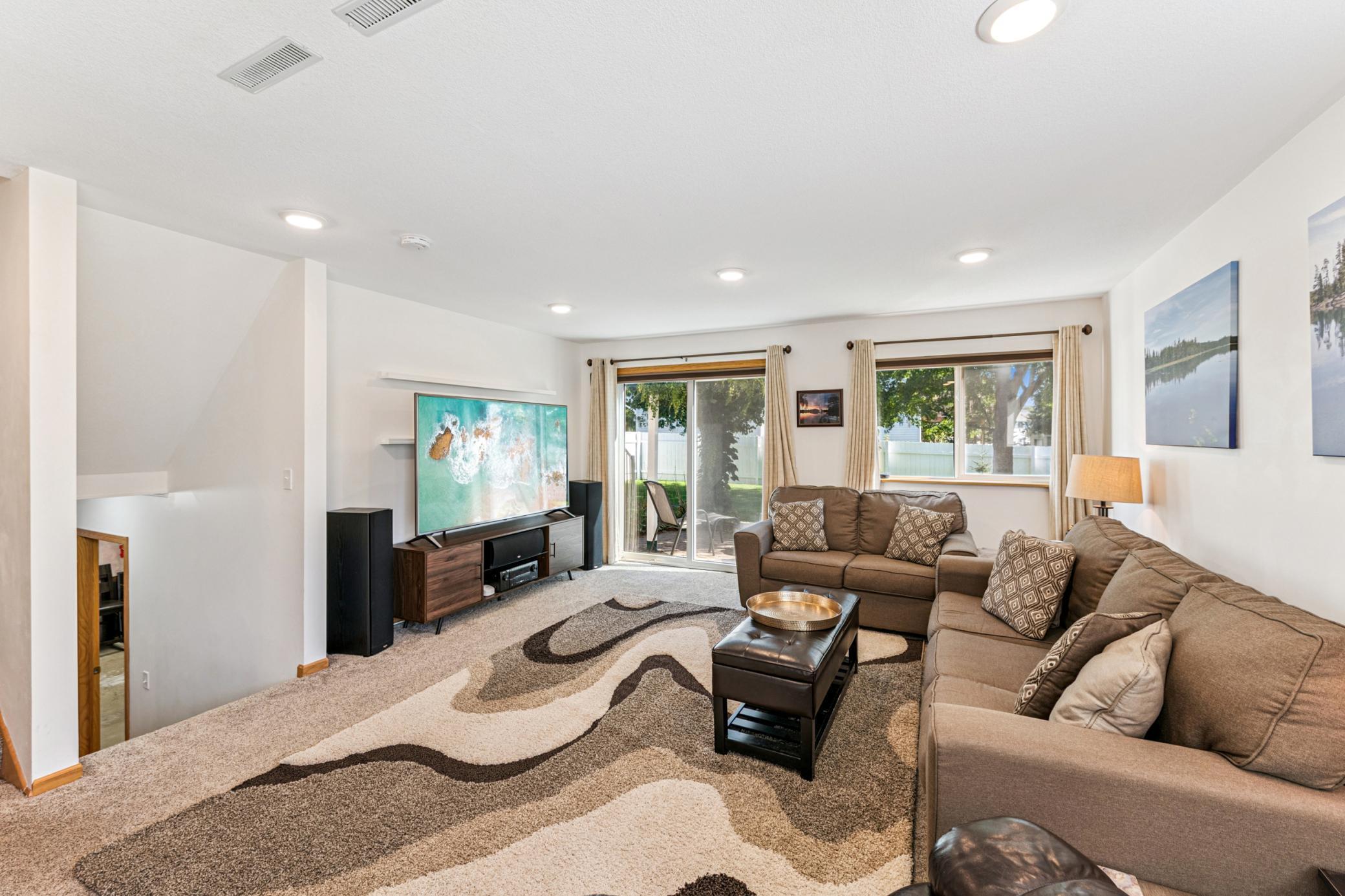 property viewer photo 19