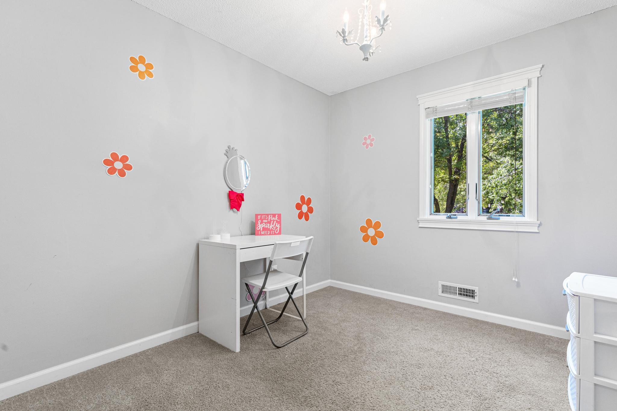 property viewer photo 15