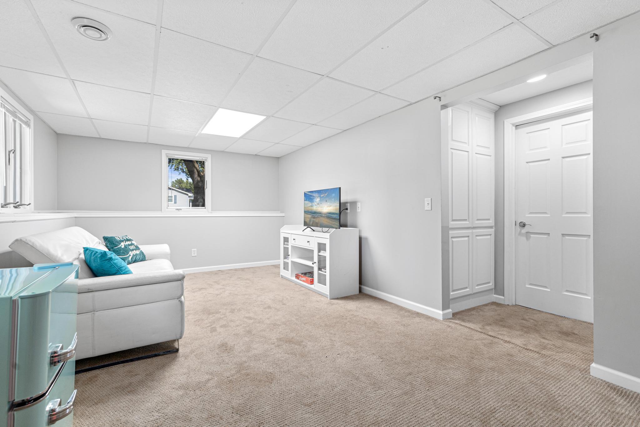 property viewer photo 16