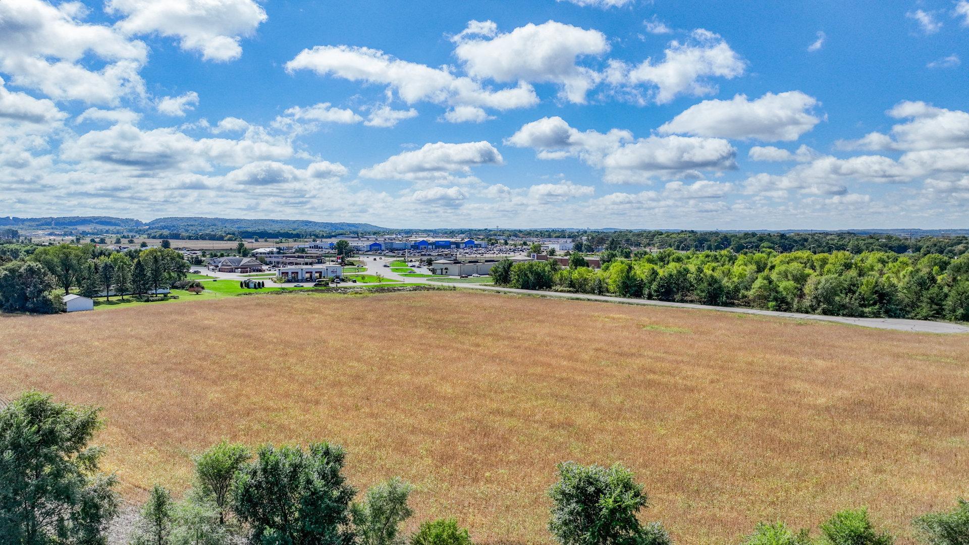 main property photo 8