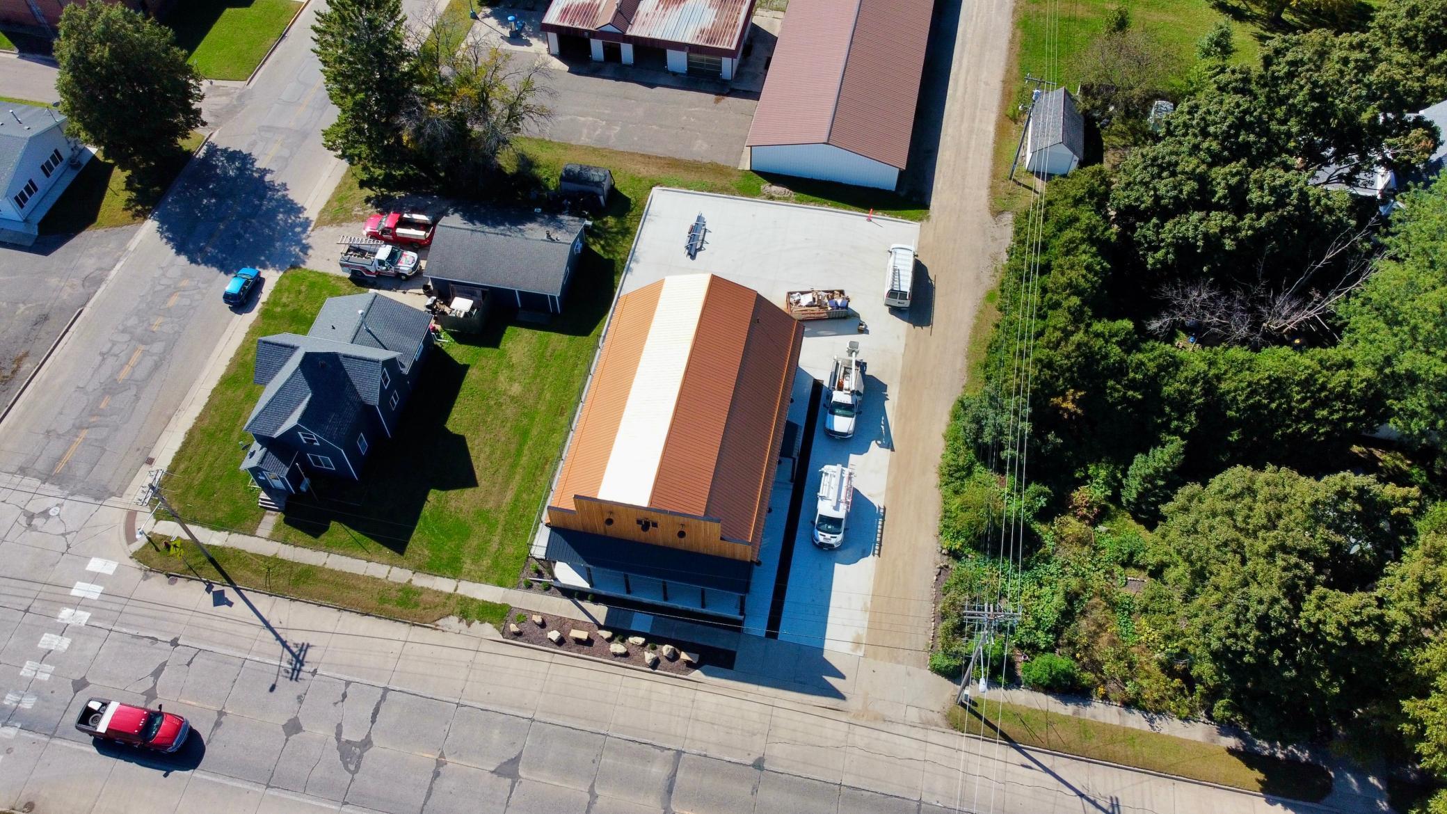 main property photo 50