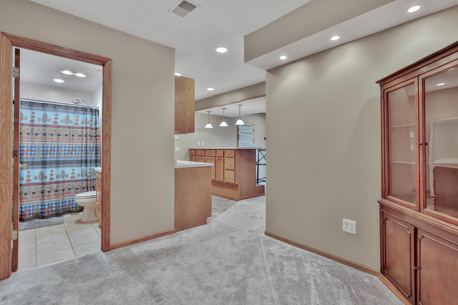 main property photo 59