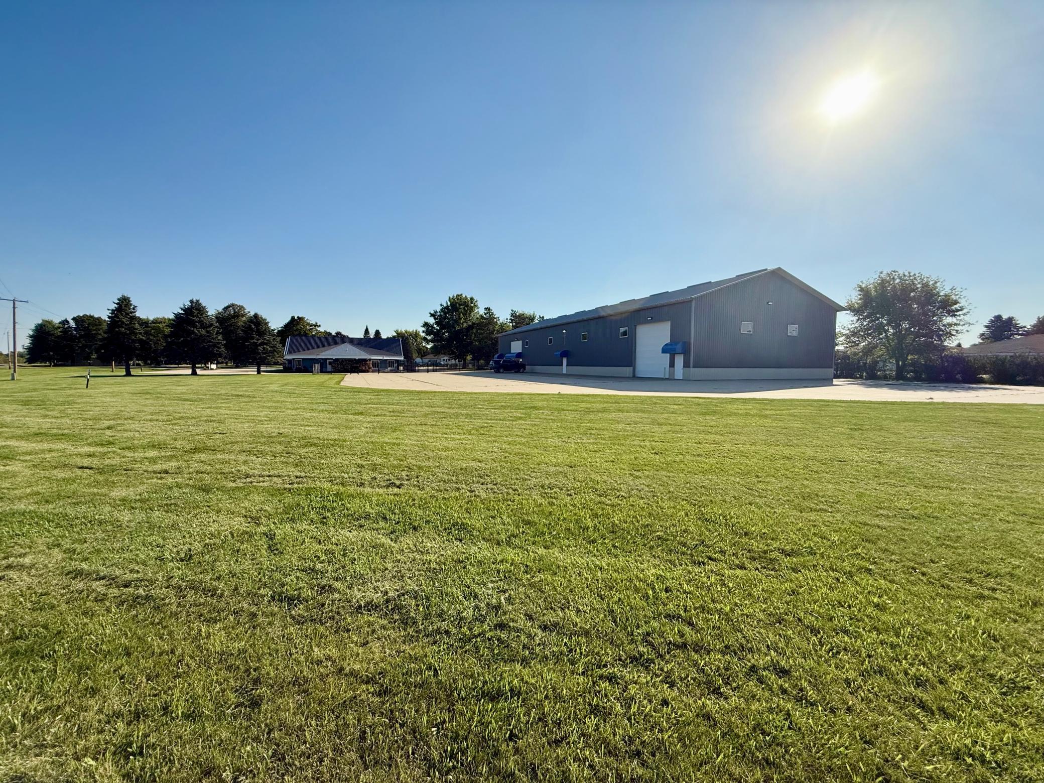 main property photo 79