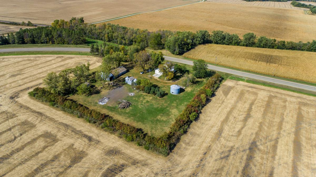 main property photo 34