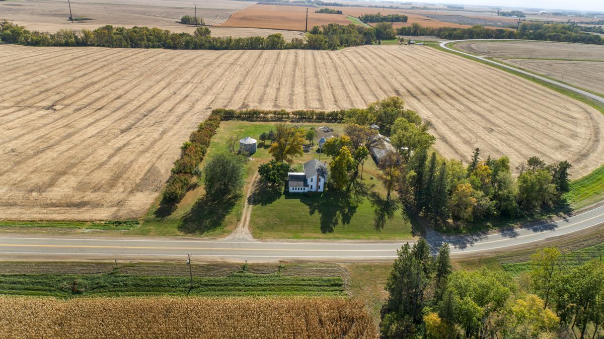 main property photo 35