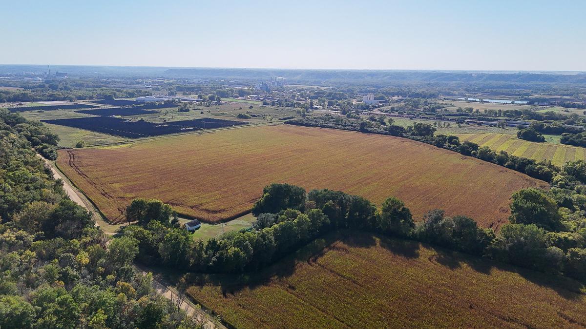 main property photo 17