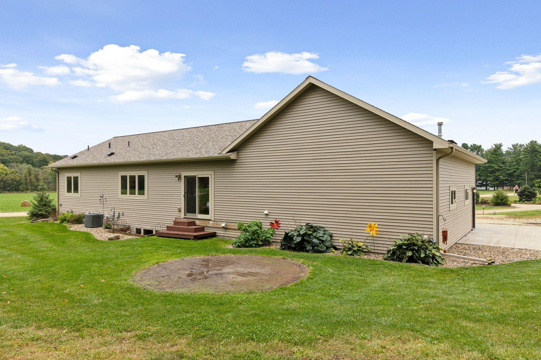main property photo 80