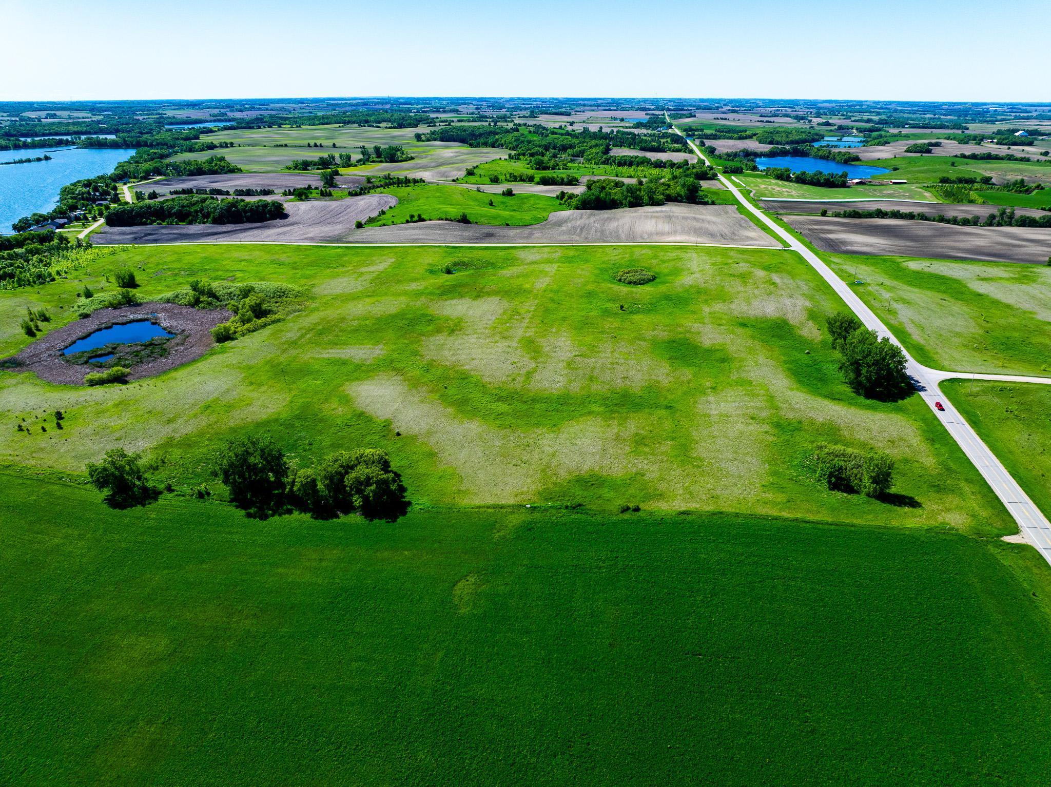 main property photo 16