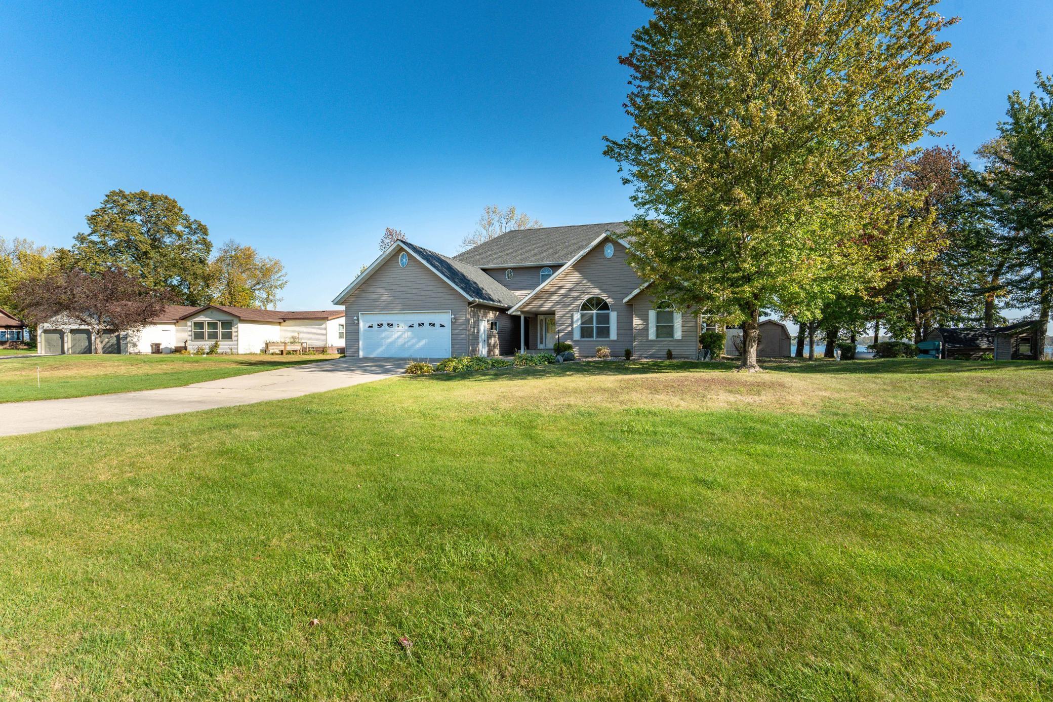 main property photo 2