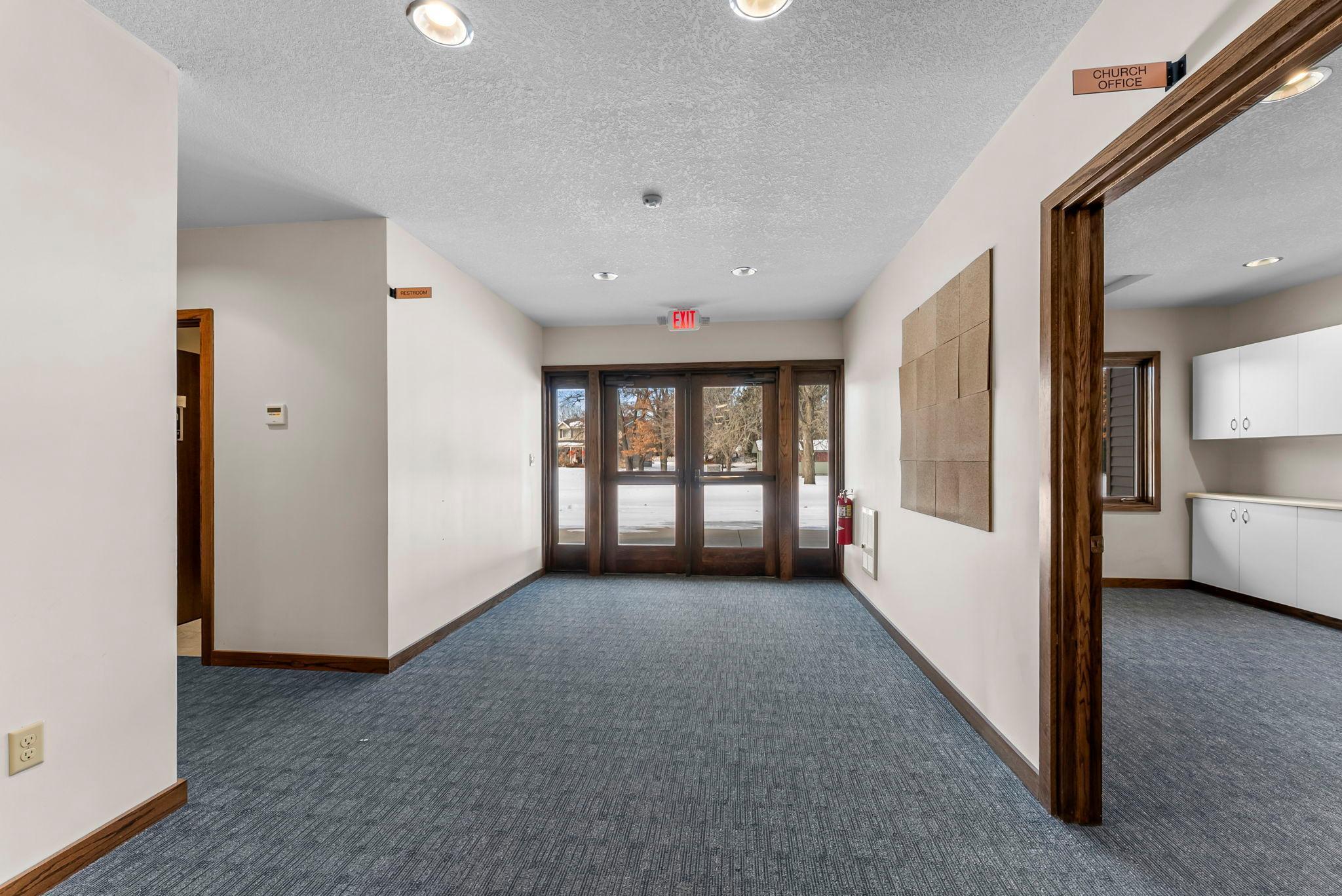 main property photo 5
