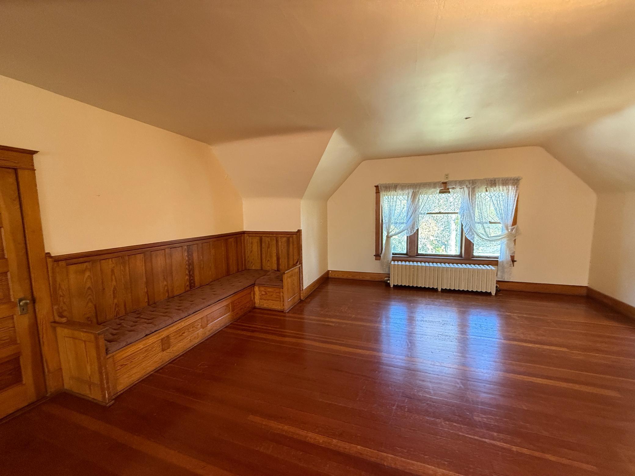 main property photo 79